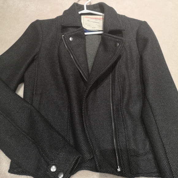 Jacket - Picture 2 of 4